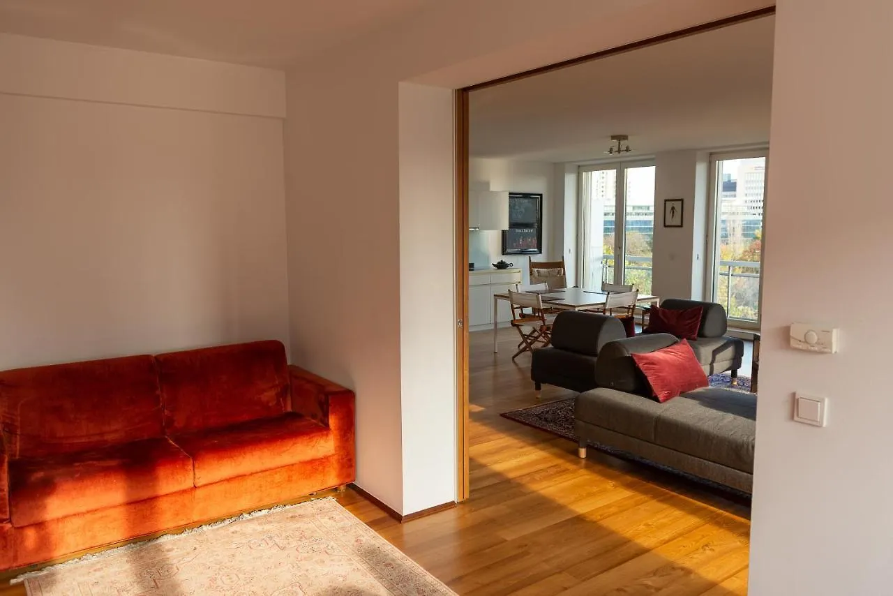 Exklusives Apartment Am Parkring Bécs 0*,