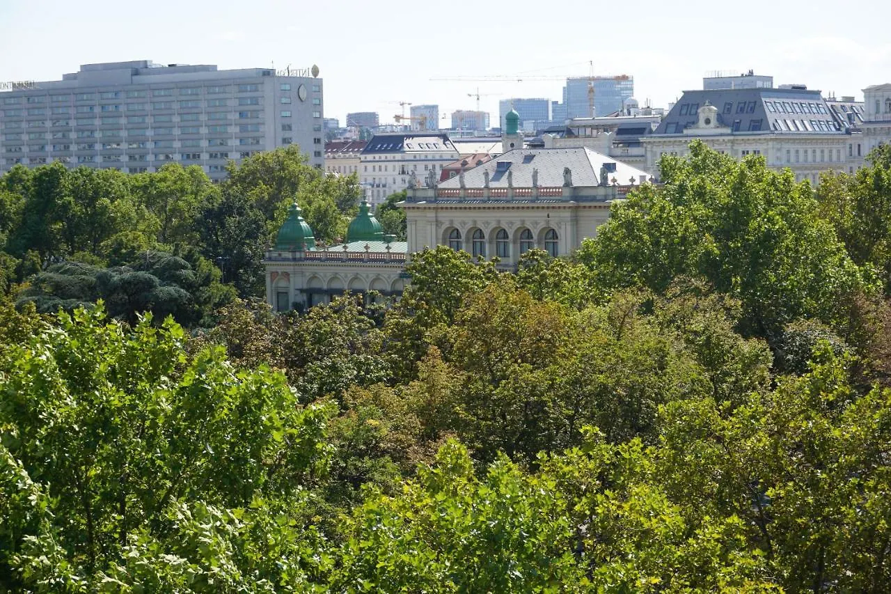 Exklusives Apartment Am Parkring Bécs